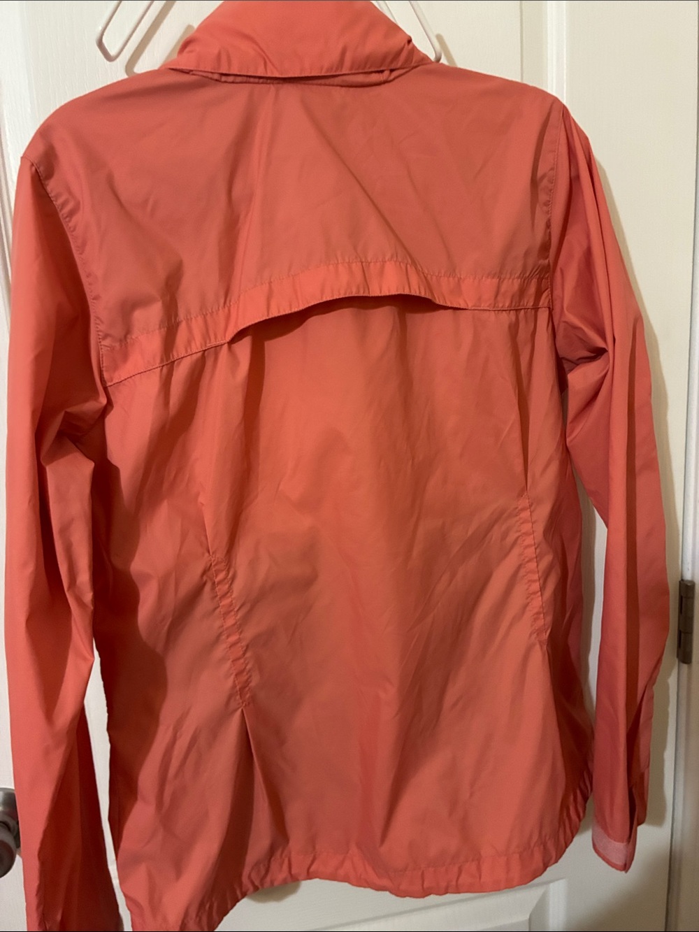 Columbia coral pink windbreaker/rain coat. - Picture 4 of 7